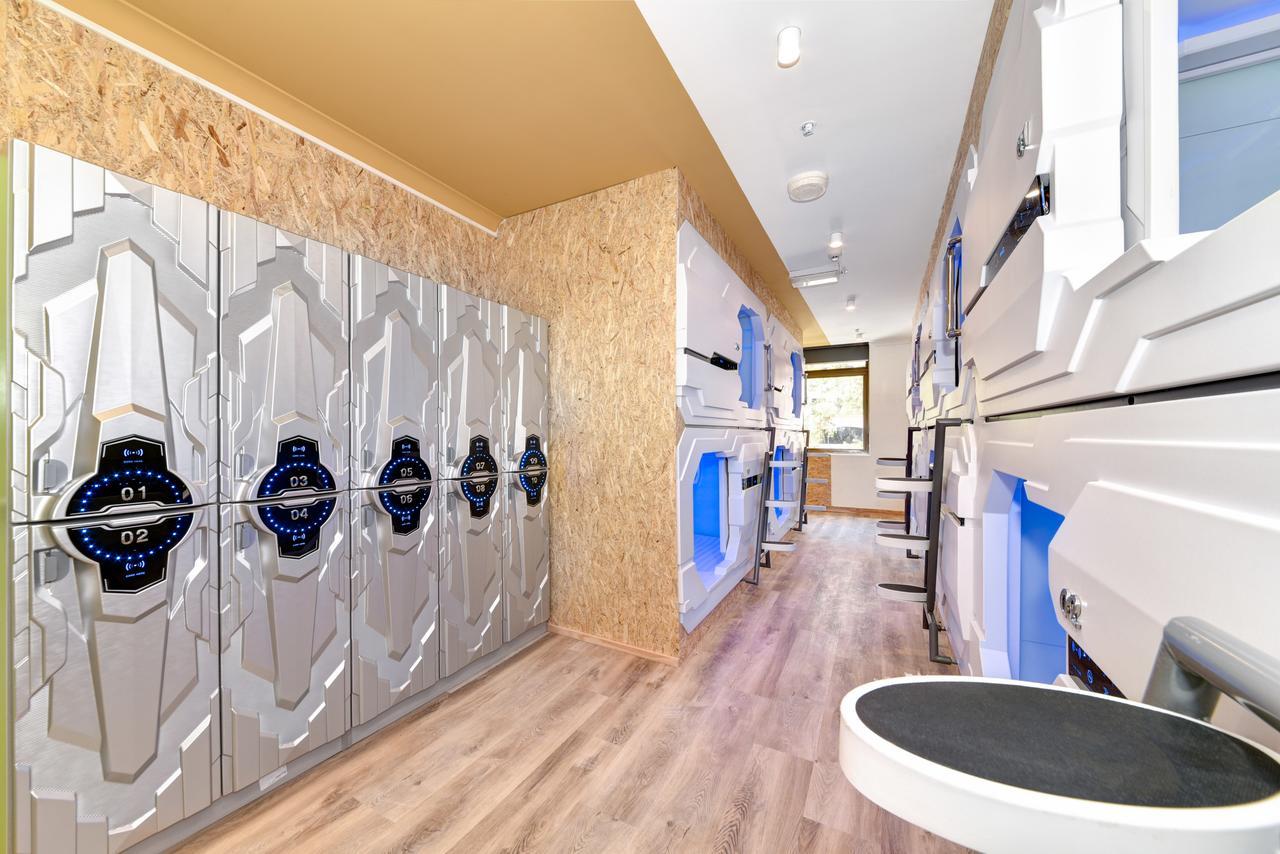 Space Q Capsule Hotel Sydney Exterior photo
